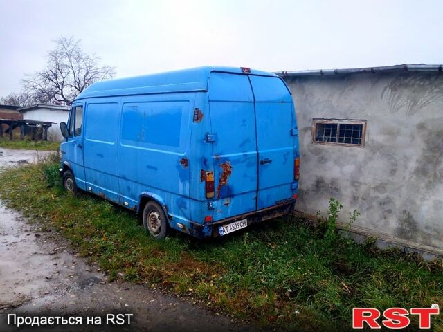Синий Мерседес T1, объемом двигателя 2.3 л и пробегом 530 тыс. км за 750 $, фото 1 на Automoto.ua