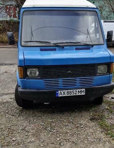 Синій Мерседес T1, об'ємом двигуна 2.3 л та пробігом 3 тис. км за 4200 $, фото 5 на Automoto.ua