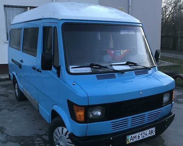 Синий Мерседес T1, объемом двигателя 2.3 л и пробегом 777 тыс. км за 2500 $, фото 13 на Automoto.ua