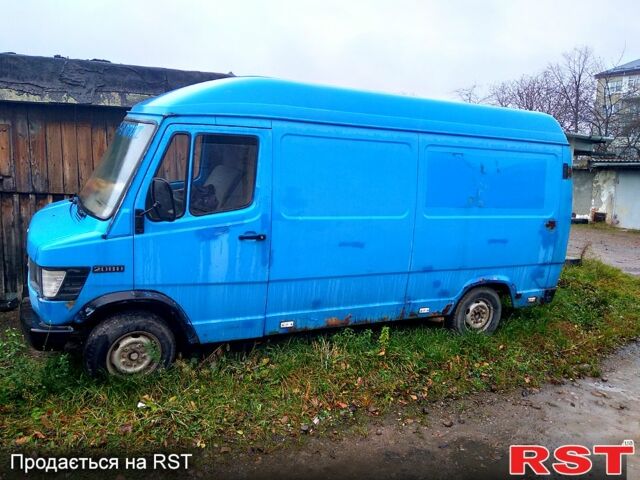 Синий Мерседес T1, объемом двигателя 2.3 л и пробегом 530 тыс. км за 750 $, фото 2 на Automoto.ua