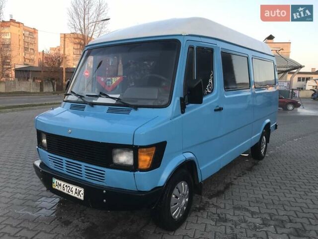 Синий Мерседес T1, объемом двигателя 2.3 л и пробегом 777 тыс. км за 2500 $, фото 2 на Automoto.ua