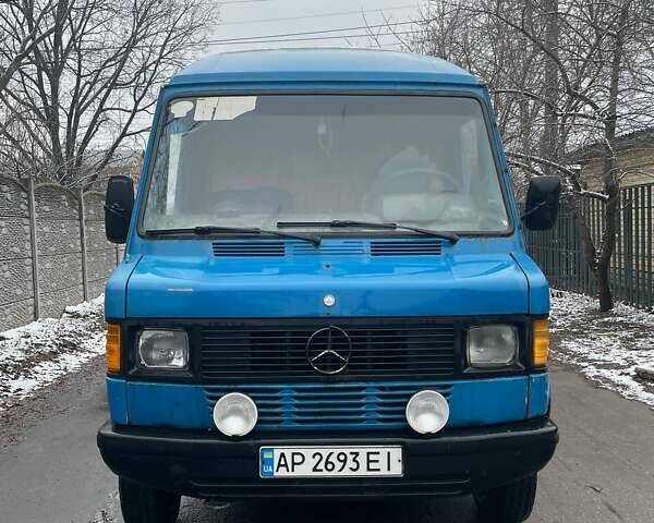 Синий Мерседес T1, объемом двигателя 2.4 л и пробегом 100 тыс. км за 2500 $, фото 1 на Automoto.ua