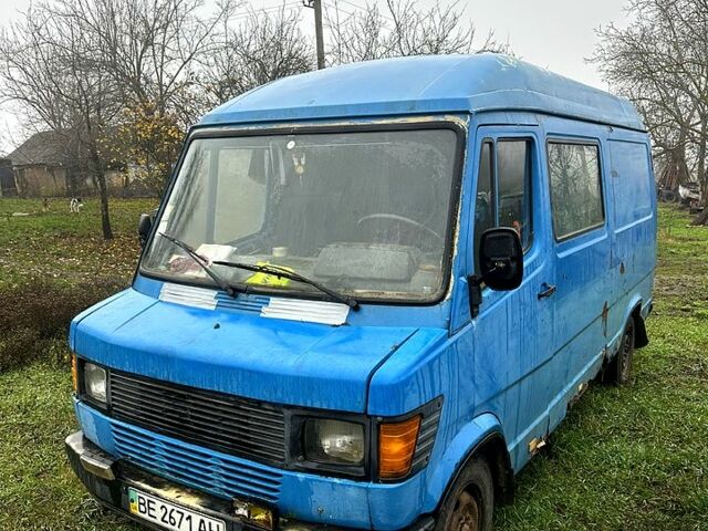 Синий Мерседес T1, объемом двигателя 2.4 л и пробегом 0 тыс. км за 999 $, фото 2 на Automoto.ua