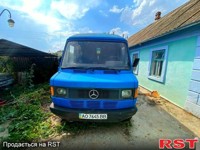 Синій Мерседес T1, об'ємом двигуна 2.9 л та пробігом 0 тис. км за 2650 $, фото 9 на Automoto.ua