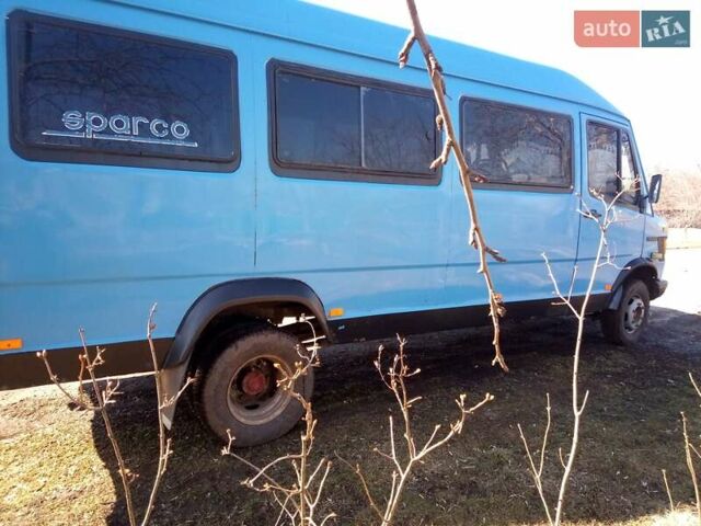 Синий Мерседес T1, объемом двигателя 2.9 л и пробегом 100 тыс. км за 2900 $, фото 9 на Automoto.ua
