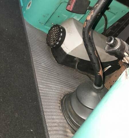 Зеленый Мерседес T1, объемом двигателя 2.86 л и пробегом 500 тыс. км за 10500 $, фото 19 на Automoto.ua