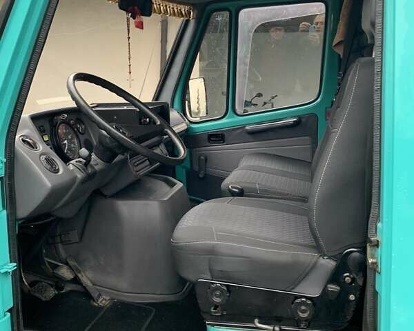 Зеленый Мерседес T1, объемом двигателя 2.86 л и пробегом 500 тыс. км за 10500 $, фото 11 на Automoto.ua