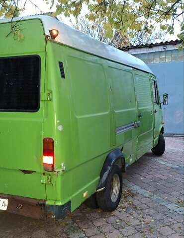 Зеленый Мерседес T1, объемом двигателя 2.9 л и пробегом 450 тыс. км за 3500 $, фото 4 на Automoto.ua