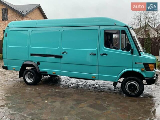 Зеленый Мерседес T1, объемом двигателя 2.86 л и пробегом 500 тыс. км за 10500 $, фото 1 на Automoto.ua