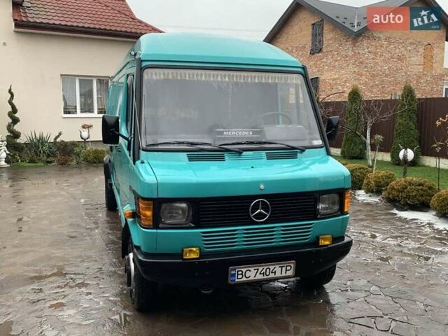 Зеленый Мерседес T1, объемом двигателя 2.86 л и пробегом 500 тыс. км за 10500 $, фото 2 на Automoto.ua