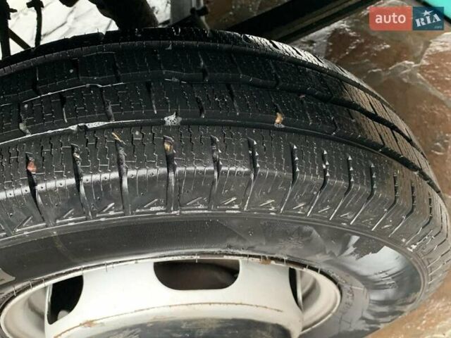 Зеленый Мерседес T1, объемом двигателя 2.86 л и пробегом 500 тыс. км за 10500 $, фото 32 на Automoto.ua