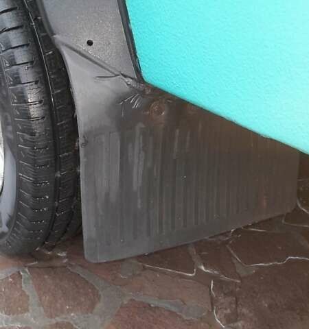 Зеленый Мерседес T1, объемом двигателя 2.86 л и пробегом 500 тыс. км за 10500 $, фото 26 на Automoto.ua