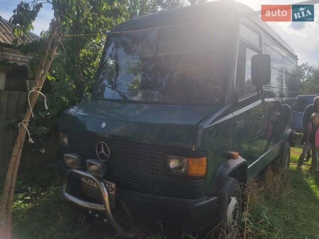 Зелений Мерседес T1, об'ємом двигуна 0 л та пробігом 280 тис. км за 6000 $, фото 1 на Automoto.ua