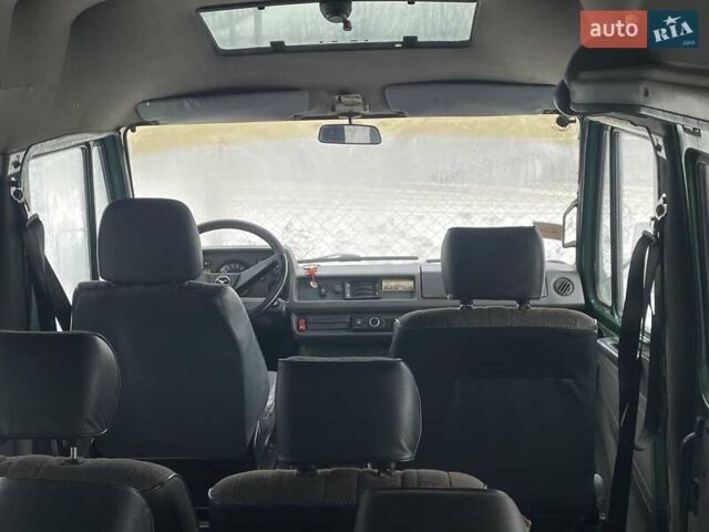 Зеленый Мерседес T1, объемом двигателя 2.3 л и пробегом 482 тыс. км за 3000 $, фото 4 на Automoto.ua