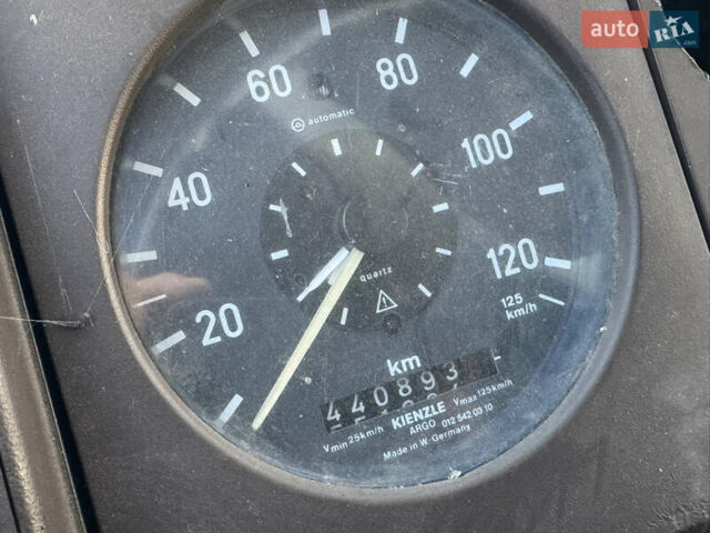 Белый Мерседес T2, объемом двигателя 4 л и пробегом 441 тыс. км за 8200 $, фото 6 на Automoto.ua