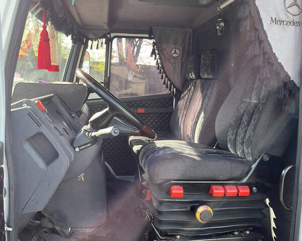 Мерседес T2 1991 в Хмельницком на Automoto.ua Белый Мерседес T2, объемом двигателя 3.97 л и пробегом 750 тыс. км за 9800 $, фото 11 на Automoto.ua