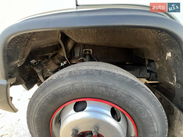 Мерседес T2 1991 в Хмельницком на Automoto.ua Белый Мерседес T2, объемом двигателя 3.97 л и пробегом 750 тыс. км за 9800 $, фото 9 на Automoto.ua