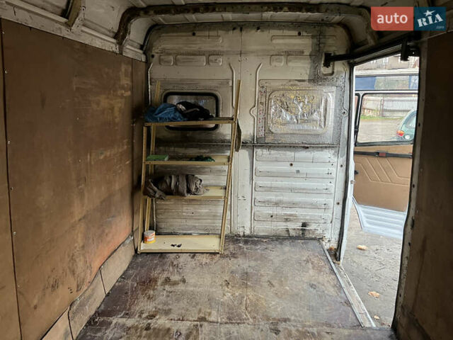 Білий Мерседес T2, об'ємом двигуна 3.97 л та пробігом 705 тис. км за 5500 $, фото 11 на Automoto.ua