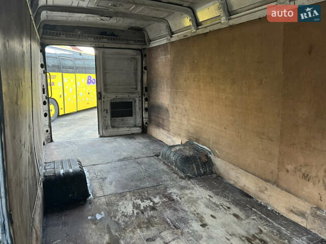 Білий Мерседес T2, об'ємом двигуна 3.97 л та пробігом 705 тис. км за 5500 $, фото 9 на Automoto.ua