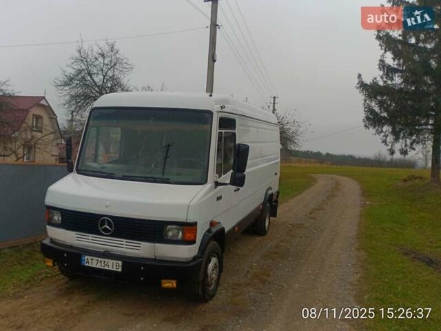Белый Мерседес T2, объемом двигателя 3.97 л и пробегом 350 тыс. км за 6999 $, фото 4 на Automoto.ua