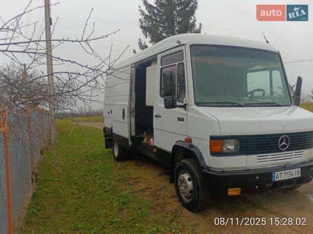 Белый Мерседес T2, объемом двигателя 3.97 л и пробегом 350 тыс. км за 7200 $, фото 7 на Automoto.ua