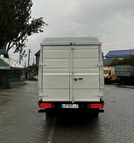 Белый Мерседес T2, объемом двигателя 4.25 л и пробегом 500 тыс. км за 5999 $, фото 3 на Automoto.ua