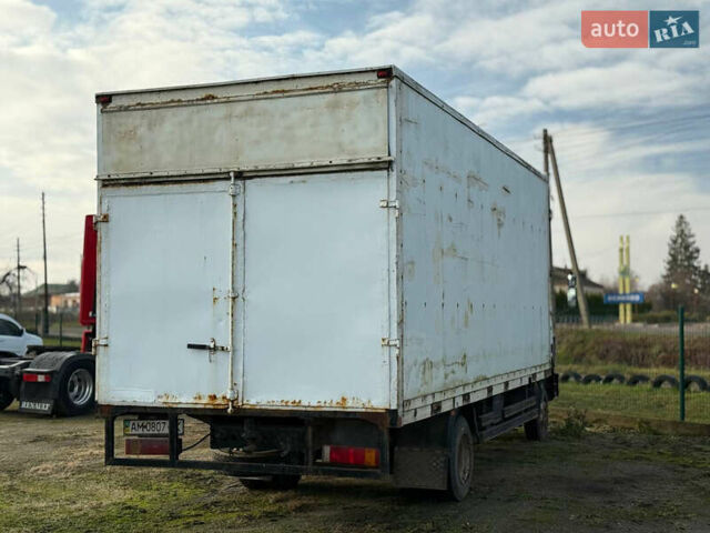 Білий Мерседес T2, об'ємом двигуна 4.3 л та пробігом 500 тис. км за 6100 $, фото 4 на Automoto.ua