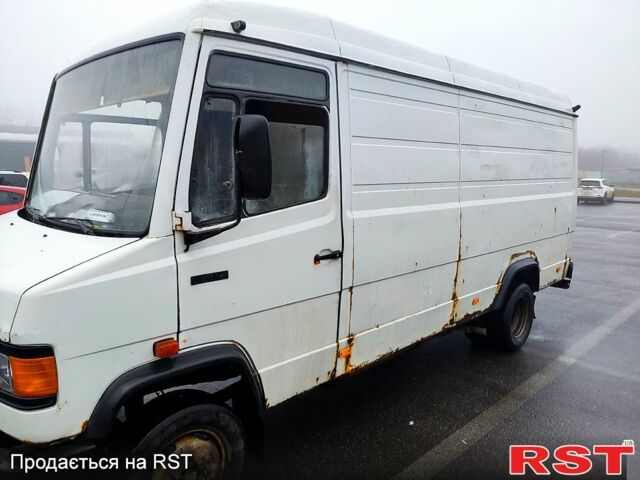 Білий Мерседес T2, об'ємом двигуна 4 л та пробігом 0 тис. км за 4000 $, фото 2 на Automoto.ua