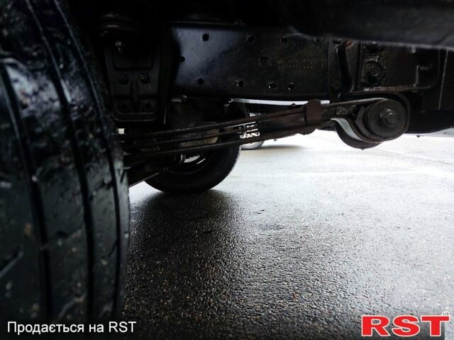 Білий Мерседес T2, об'ємом двигуна 4 л та пробігом 0 тис. км за 4000 $, фото 5 на Automoto.ua