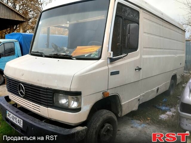 Белый Мерседес T2, объемом двигателя 2.3 л и пробегом 555 тыс. км за 2000 $, фото 4 на Automoto.ua