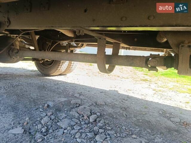 Белый Мерседес T2, объемом двигателя 4 л и пробегом 350 тыс. км за 5400 $, фото 19 на Automoto.ua