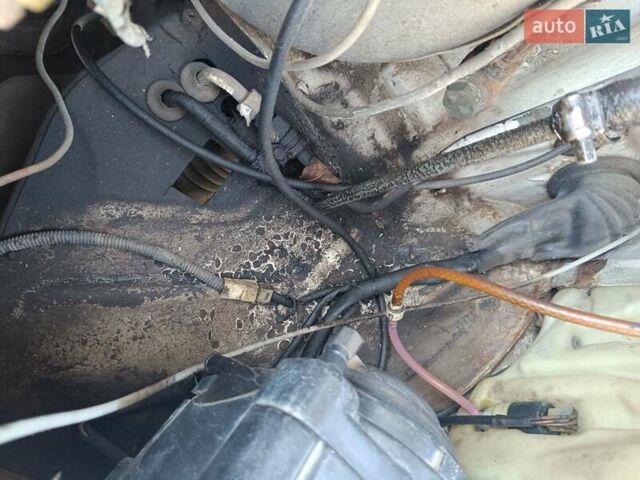 Белый Мерседес T2, объемом двигателя 4 л и пробегом 350 тыс. км за 5400 $, фото 15 на Automoto.ua