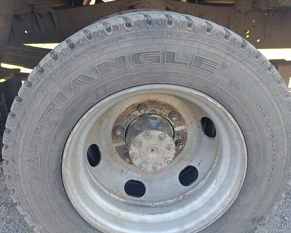 Белый Мерседес T2, объемом двигателя 4 л и пробегом 350 тыс. км за 5400 $, фото 22 на Automoto.ua