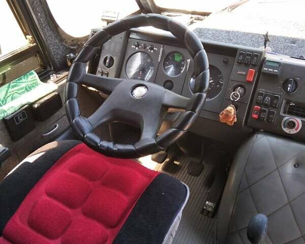 Білий Мерседес T2, об'ємом двигуна 3.97 л та пробігом 7 тис. км за 10000 $, фото 3 на Automoto.ua