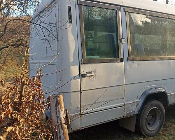 Белый Мерседес T2, объемом двигателя 4 л и пробегом 7 тыс. км за 2700 $, фото 25 на Automoto.ua