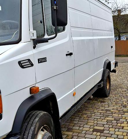 Білий Мерседес T2, об'ємом двигуна 4 л та пробігом 0 тис. км за 6500 $, фото 6 на Automoto.ua