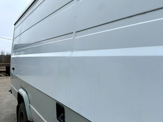 Білий Мерседес T2, об'ємом двигуна 4 л та пробігом 0 тис. км за 8000 $, фото 6 на Automoto.ua