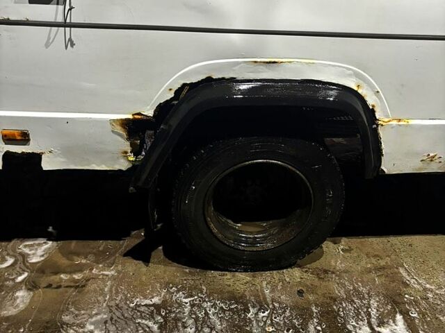 Белый Мерседес T2, объемом двигателя 4 л и пробегом 0 тыс. км за 3000 $, фото 4 на Automoto.ua