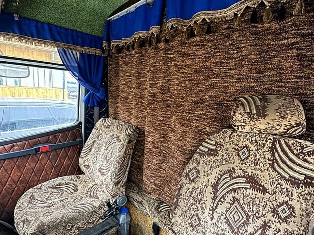 Білий Мерседес T2, об'ємом двигуна 4 л та пробігом 0 тис. км за 8000 $, фото 9 на Automoto.ua