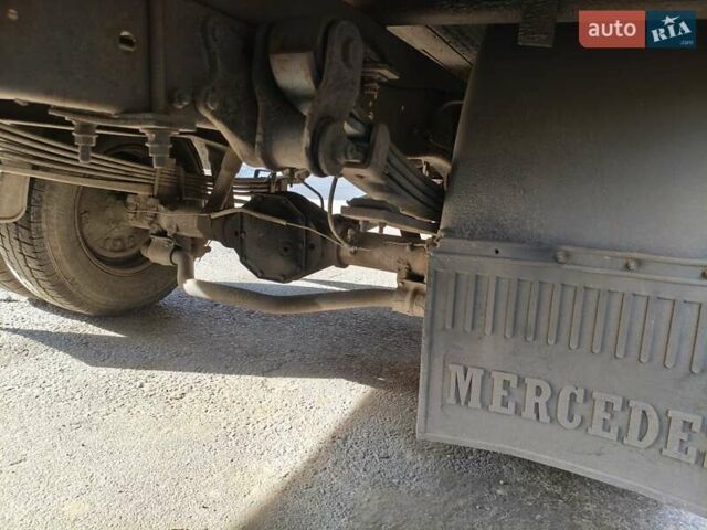 Белый Мерседес T2, объемом двигателя 4 л и пробегом 439 тыс. км за 7000 $, фото 5 на Automoto.ua