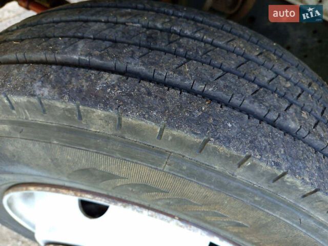 Белый Мерседес T2, объемом двигателя 3.97 л и пробегом 100 тыс. км за 4750 $, фото 3 на Automoto.ua