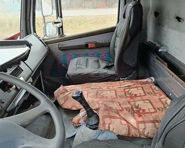Белый Мерседес T2, объемом двигателя 4.25 л и пробегом 9 тыс. км за 6800 $, фото 8 на Automoto.ua