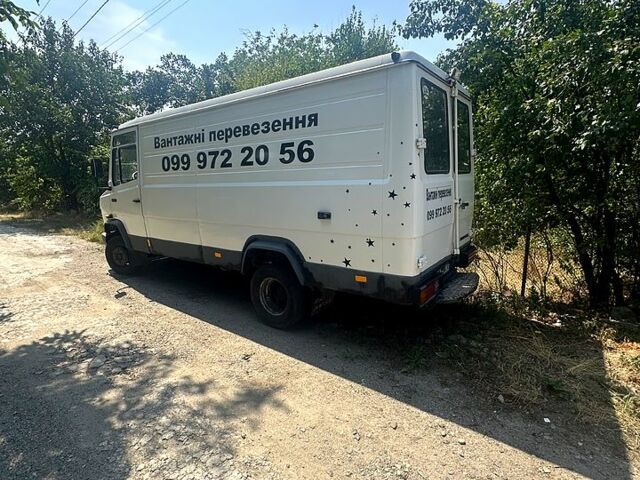 Белый Мерседес T2, объемом двигателя 4 л и пробегом 600 тыс. км за 5800 $, фото 4 на Automoto.ua