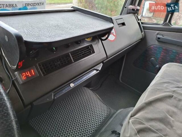 Белый Мерседес T2, объемом двигателя 4.25 л и пробегом 838 тыс. км за 9500 $, фото 12 на Automoto.ua