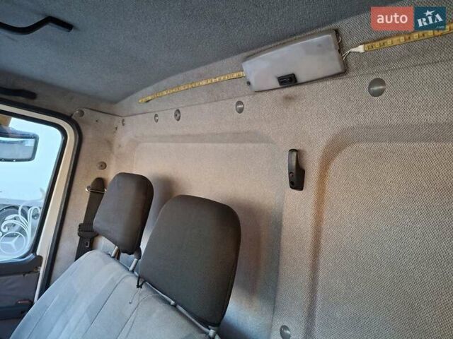 Белый Мерседес T2, объемом двигателя 4.25 л и пробегом 838 тыс. км за 9500 $, фото 26 на Automoto.ua