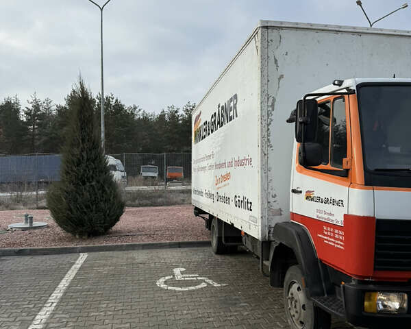 Білий Мерседес T2, об'ємом двигуна 4.3 л та пробігом 710 тис. км за 10600 $, фото 4 на Automoto.ua