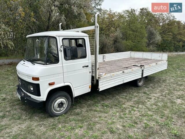 Белый Мерседес T2, объемом двигателя 3.78 л и пробегом 50 тыс. км за 6200 $, фото 8 на Automoto.ua