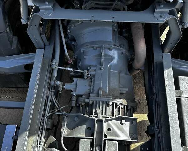 Белый Мерседес T2, объемом двигателя 4.25 л и пробегом 955 тыс. км за 15000 $, фото 9 на Automoto.ua