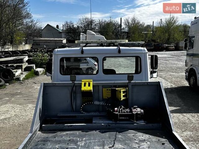 Белый Мерседес T2, объемом двигателя 4.25 л и пробегом 955 тыс. км за 15000 $, фото 18 на Automoto.ua