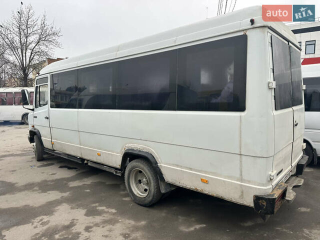 Белый Мерседес T2, объемом двигателя 3.97 л и пробегом 5 тыс. км за 4500 $, фото 2 на Automoto.ua